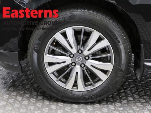 Used 2020 Nissan Pathfinder S image 33