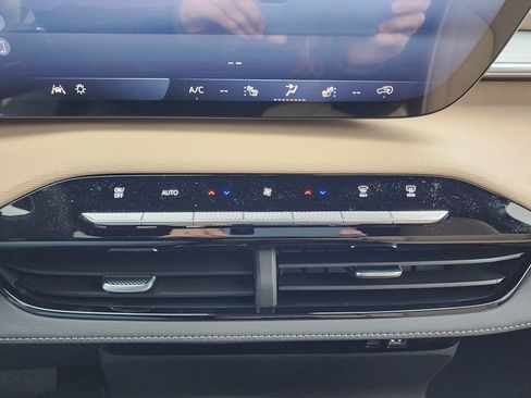 New 2026 Buick Enclave Preferred w/ Power Package image 31