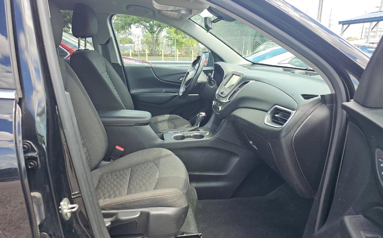 Used 2019 Chevrolet Equinox LT AWD/4WD image 11