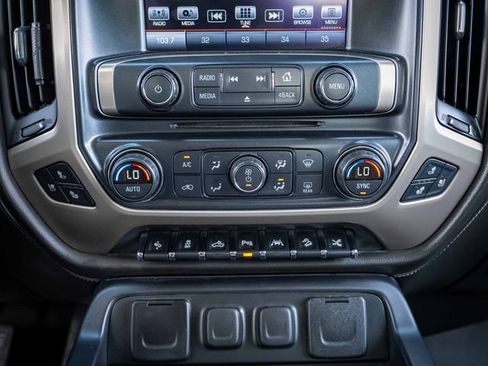 Used 2016 GMC Sierra 1500 Denali w/ Denali Ultimate Package AWD/4WD image 33
