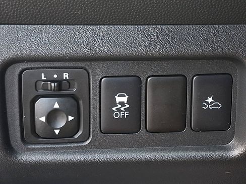 Used 2021 Mitsubishi Mirage ES image 26