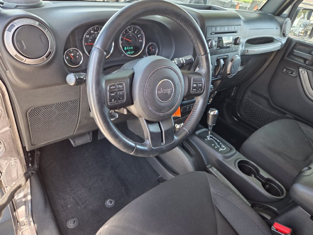 Used 2016 Jeep Wrangler Sport w/ Quick Order Package 24S AWD/4WD image 8