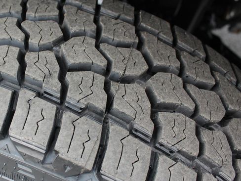 Used 2024 RAM 3500 Tradesman w/ Chrome Appearance Group image 39