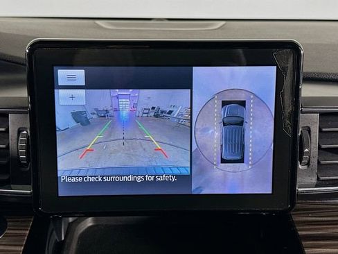 Certified 2023 Ford Explorer Limited w/ Equipment Group 301A image 27