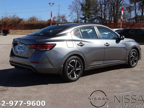 New 2025 Nissan Sentra SV w/ Trunk Package FWD image 5