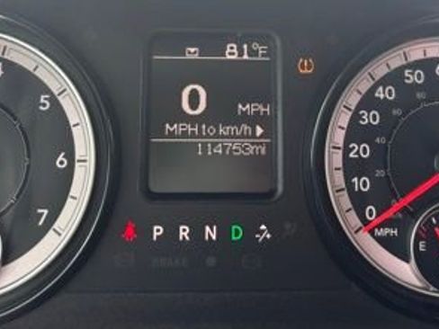 Used 2020 RAM 1500 Tradesman w/ Chrome Appearance Group RWD image 26