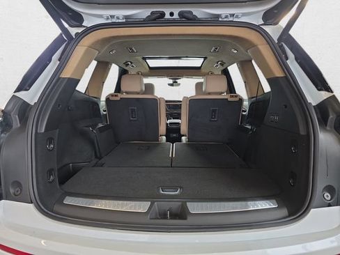 Certified 2024 Cadillac XT6 Sport w/ Platinum Package image 14