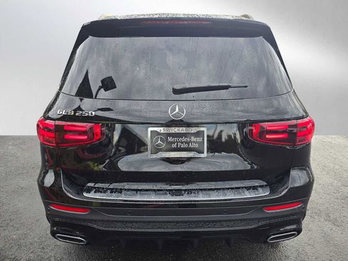 Used 2024 Mercedes-Benz GLB 250 GLB 250 image 4