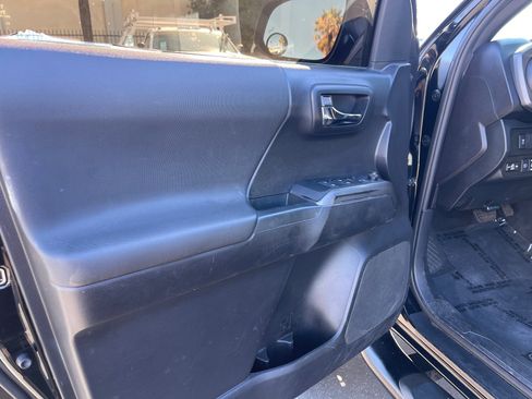 Used 2021 Toyota Tacoma SR5 image 22