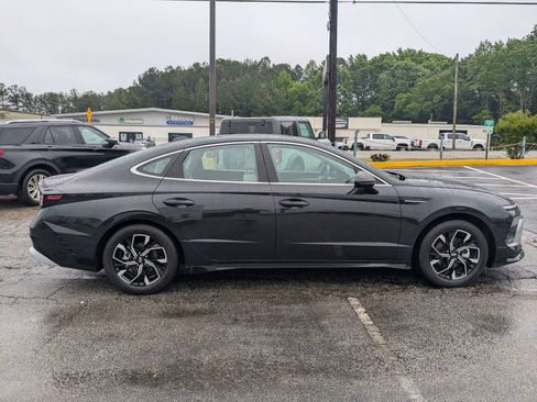 Used 2025 Hyundai Sonata SEL FWD image 3