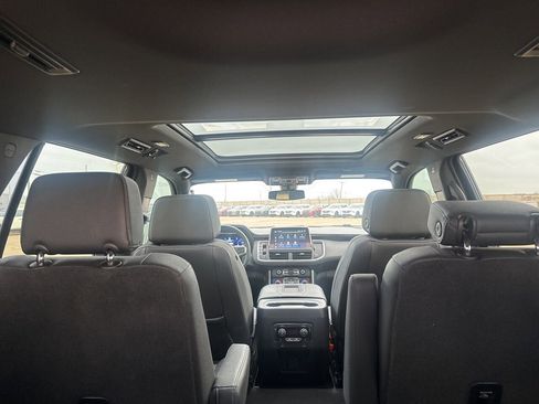 Used 2022 Chevrolet Tahoe LT w/ Luxury Package image 40