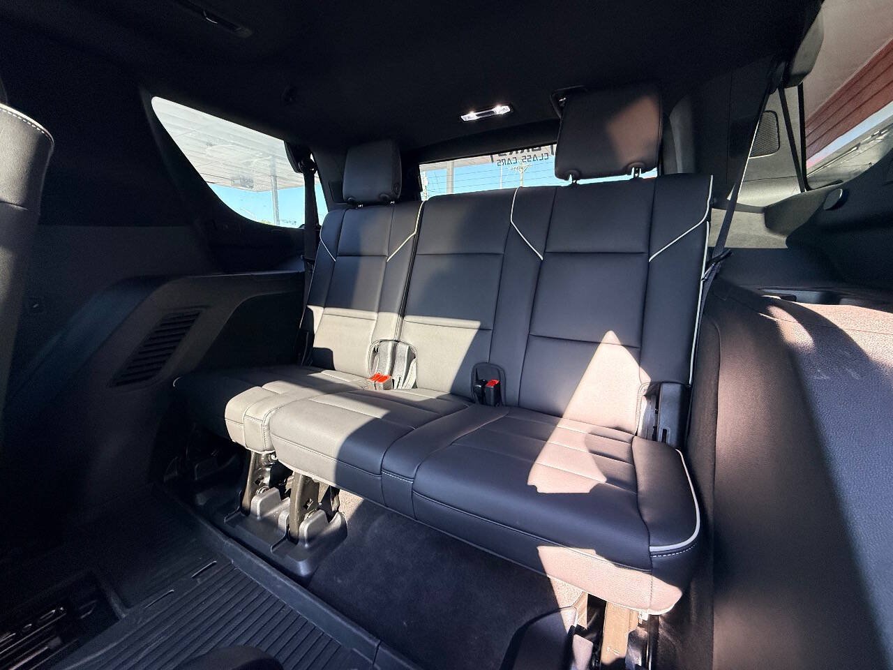 Used 2025 Cadillac Escalade Sport w/ Touring Package AWD/4WD image 39