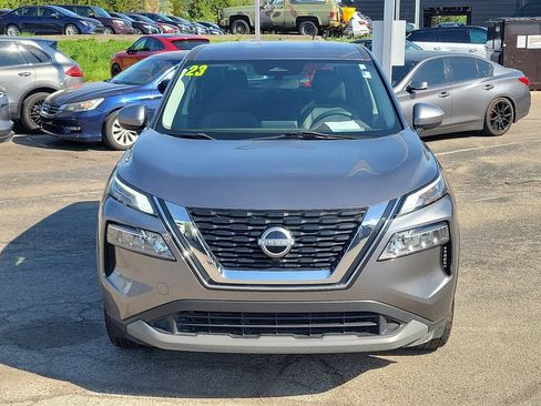 Used 2023 Nissan Rogue SV FWD image 8