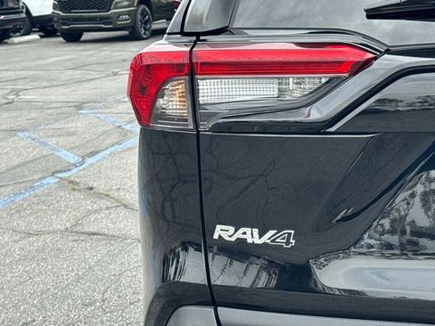 Used 2024 Toyota RAV4 XLE FWD image 14