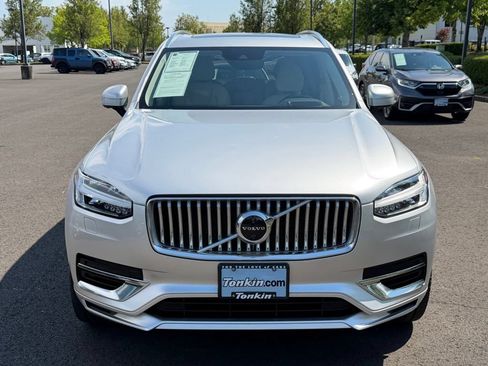 Used 2021 Volvo XC90 T8 Inscription Expression w/ Advanced Package AWD/4WD image 3