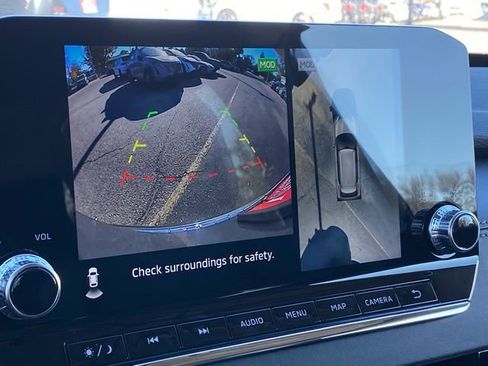 New 2025 Mitsubishi Outlander SE image 23