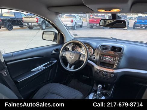 Used 2019 Dodge Journey SE image 73