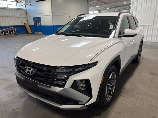 Used 2025 Hyundai Tucson SEL FWD image 13