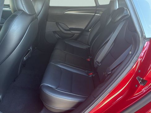 Used 2021 Tesla Model S Plaid AWD/4WD image 24