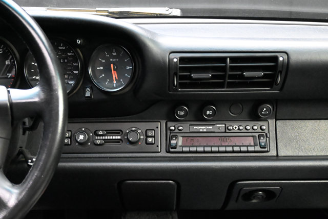 Used 1997 Porsche 911 Carrera RWD image 8