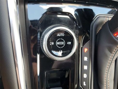 Certified 2024 GMC Canyon AT4 w/ AT4 Premium Package image 36