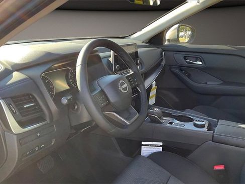 New 2026 Nissan Rogue SV image 7