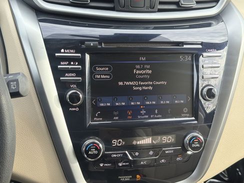 Used 2023 Nissan Murano SL w/ SL Moonroof Package image 18