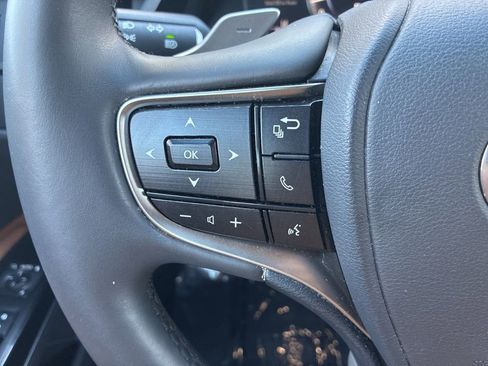 Certified 2022 Lexus ES 350 w/ Premium Package image 20