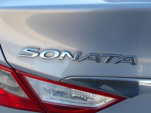 Used 2011 Hyundai Sonata Limited w/ Navigation Pkg 5 image 39