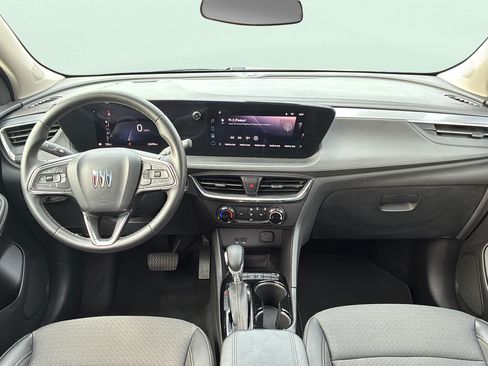 Used 2025 Buick Encore GX Preferred FWD image 17