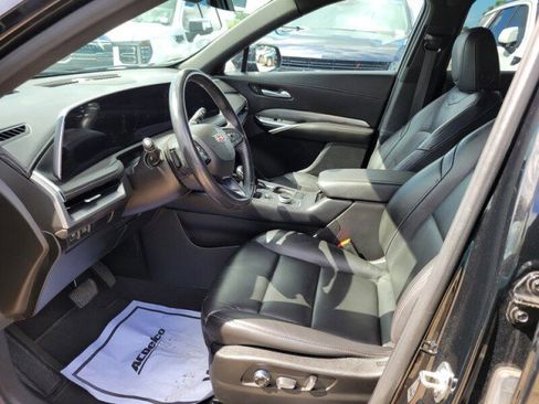 Used 2024 Cadillac XT4 Premium Luxury image 22
