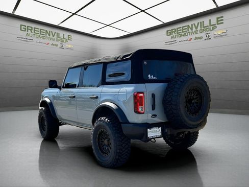 Used 2022 Ford Bronco 4-Door AWD/4WD image 5