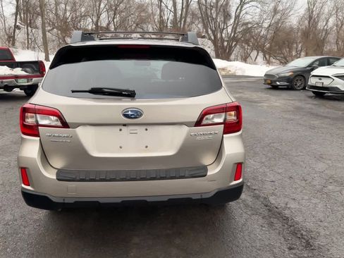Used 2015 Subaru Outback 2.5i Premium image 7