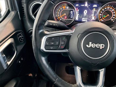 Used 2021 Jeep Wrangler Unlimited Sahara image 23
