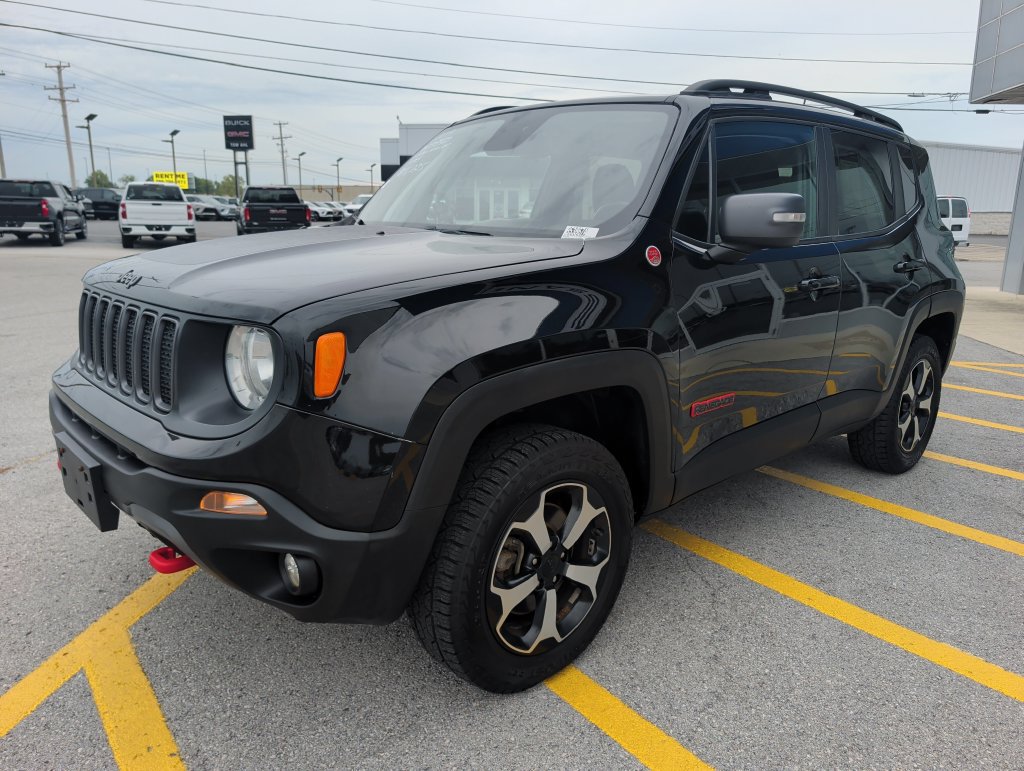 Used 2019 Jeep Renegade Trailhawk w/ Cold Weather Group II AWD/4WD image 3