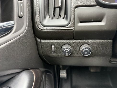 Used 2019 GMC Canyon SLE w/ Trailering Package image 12