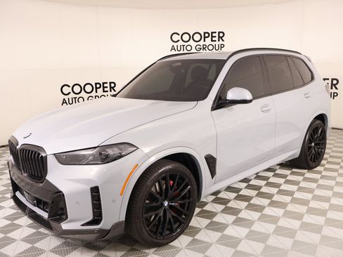 Used 2026 BMW X5 xDrive40i w/ M Sport Package AWD/4WD image 11