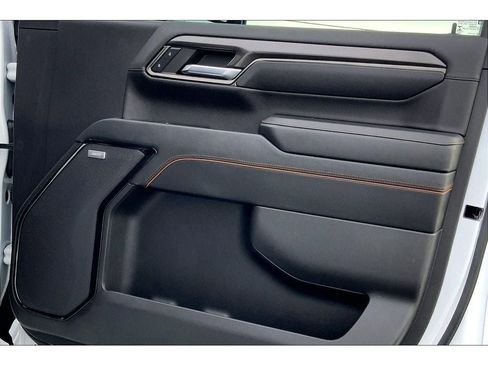 Used 2024 GMC Sierra 2500 AT4 w/ AT4 Premium Plus Package image 26