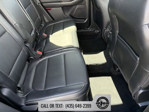 Used 2025 Ford Escape Platinum image 33