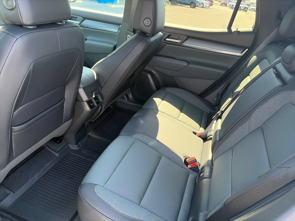 New 2027 GMC Terrain AT4 w/ Convenience Package III AWD/4WD image 11