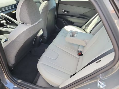 New 2026 Hyundai Elantra SEL Sport FWD image 26