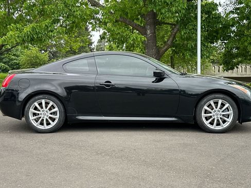 Used 2012 INFINITI G37 Journey w/ Premium Pkg RWD image 8