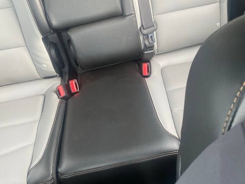 Used 2018 GMC Terrain SLT w/ Preferred Package FWD image 19