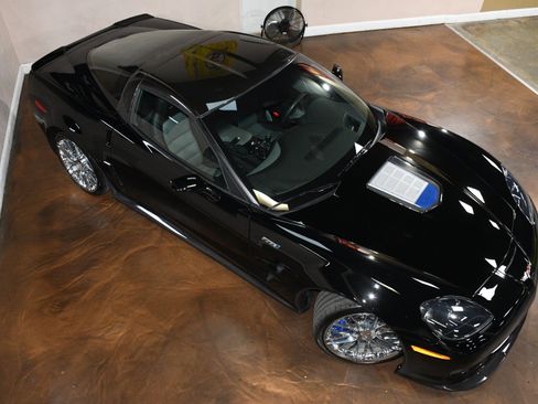 Used 2011 Chevrolet Corvette ZR1 w/ Preferred Equipment Group RWD image 73