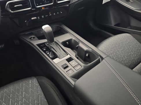 New 2026 Nissan Sentra SV FWD image 16