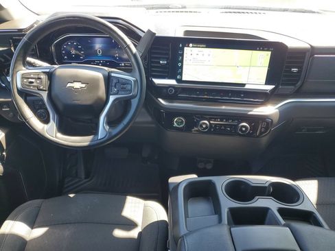 Used 2023 Chevrolet Silverado 1500 LT AWD/4WD image 26