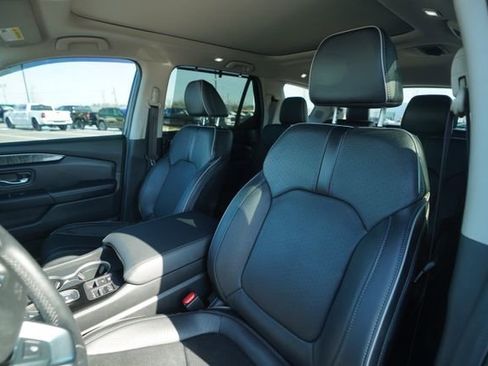 Used 2023 Honda Pilot Elite image 37