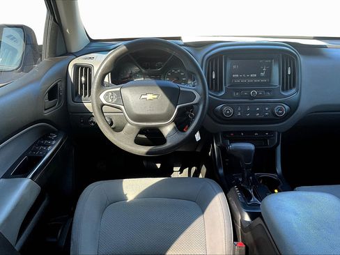 Used 2018 Chevrolet Colorado W/T w/ Custom Special Edition image 5