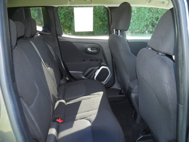 Used 2019 Jeep Renegade Sport w/ Sport Appearance Group AWD/4WD image 22