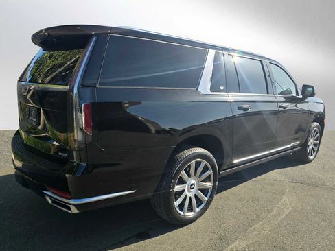 Used 2024 Cadillac Escalade ESV Premium Luxury Platinum AWD/4WD image 3